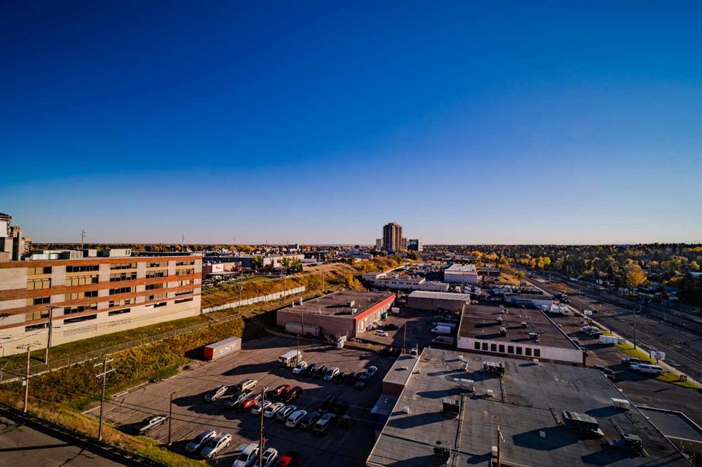 Third View of 1112, 8880 Horton Road SW, Haysboro, Calgary, Alberta, T2V 2W3