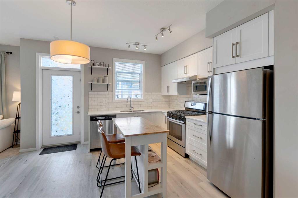 Fifth View of 202, 110 Redstone  NE, Redstone, Calgary, Alberta, T3M 1M6