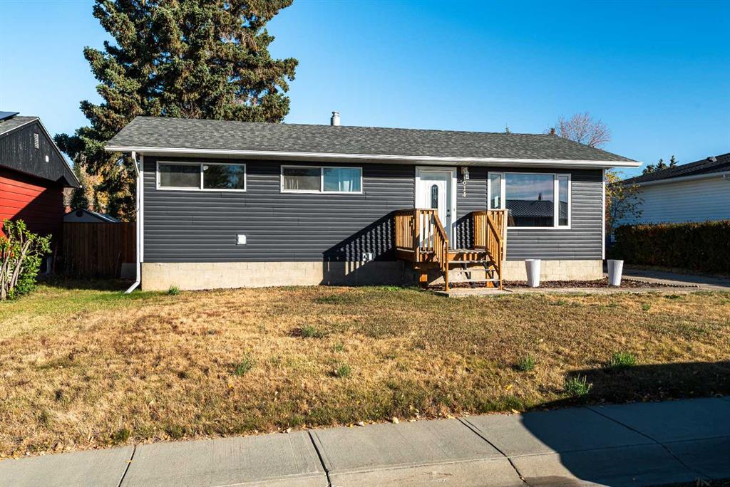 Third View of 614 4 Street , NONE, Three Hills, Alberta, T0M 2A0