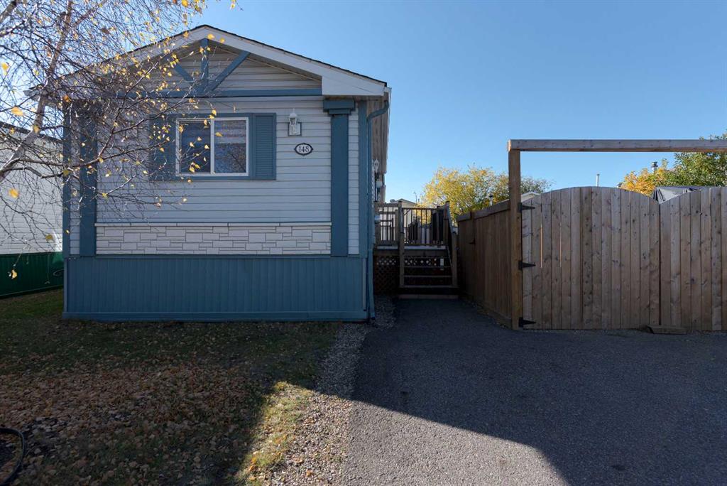 Fourth View of 148 McKinlay  , Timberlea, Fort McMurray, Alberta, T9K2M6