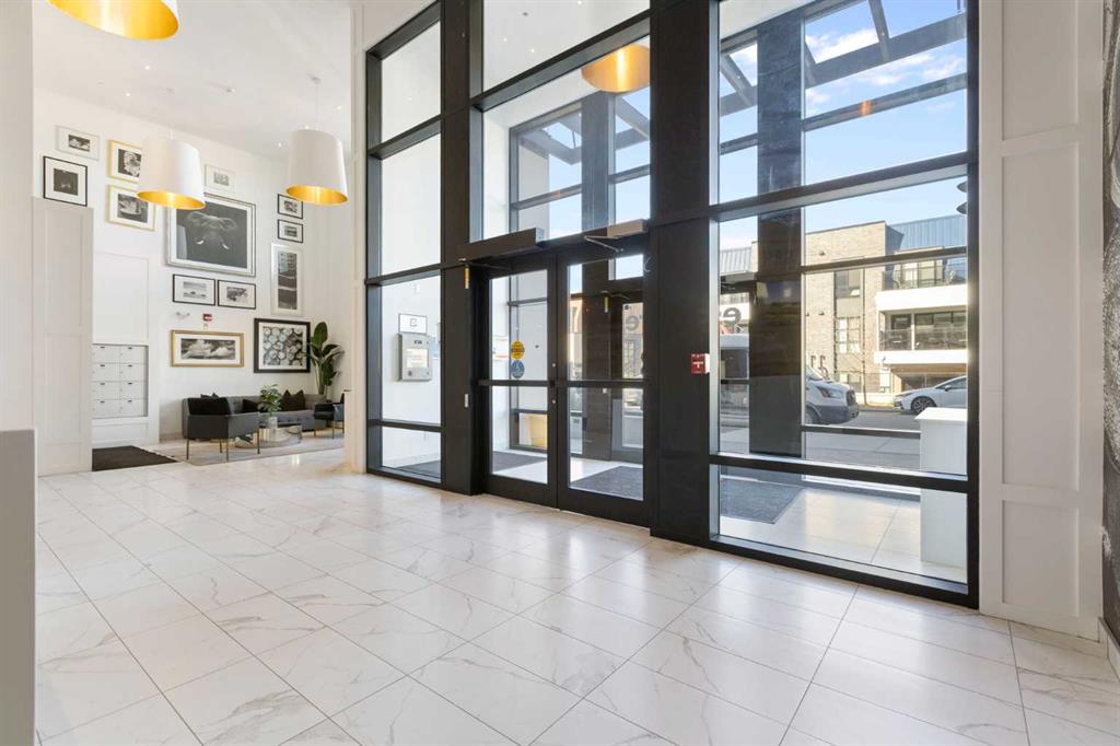 Fifth View of 325, 4275 Norford Avenue NW, University District, Calgary, Alberta, T3B 6M2