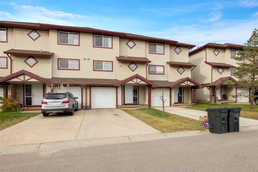 7, 220 Swanson Crescent , A2264114, Alberta,