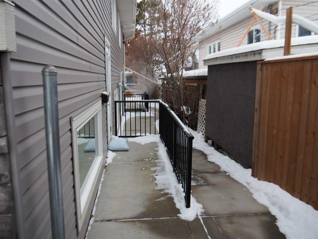 Fifth View of 1, 5917 51 Avenue , Riverside Meadows, Red Deer, Alberta, T4N 4J1