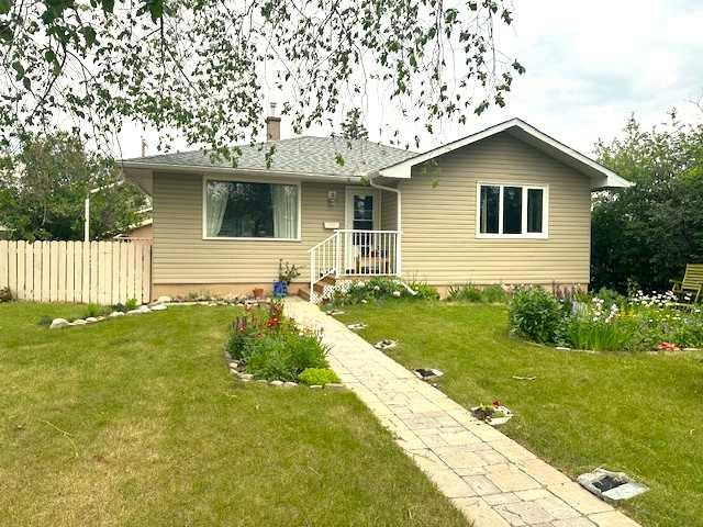 MLS® listing #106357342 for sale located at 4736 Worcester Drive SW
