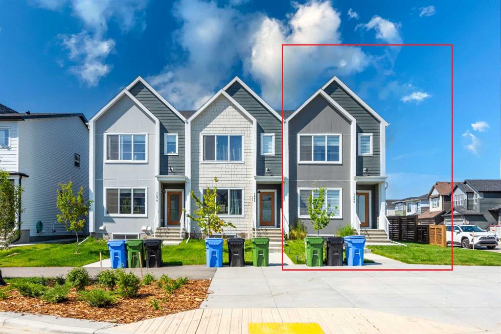 Third View of 7686 202 Avenue SE, Rangeview, Calgary, Alberta, T3S 0H7