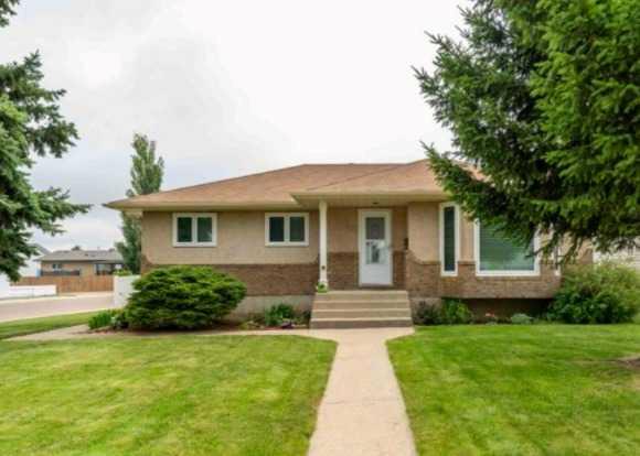 83 Stapeford Crescent SE, A2264226, Alberta,