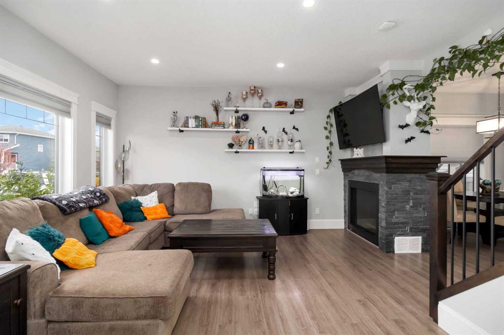 Fifth View of 684 Athabasca Avenue , Abasand, Fort McMurray, Alberta, T9J 1H8