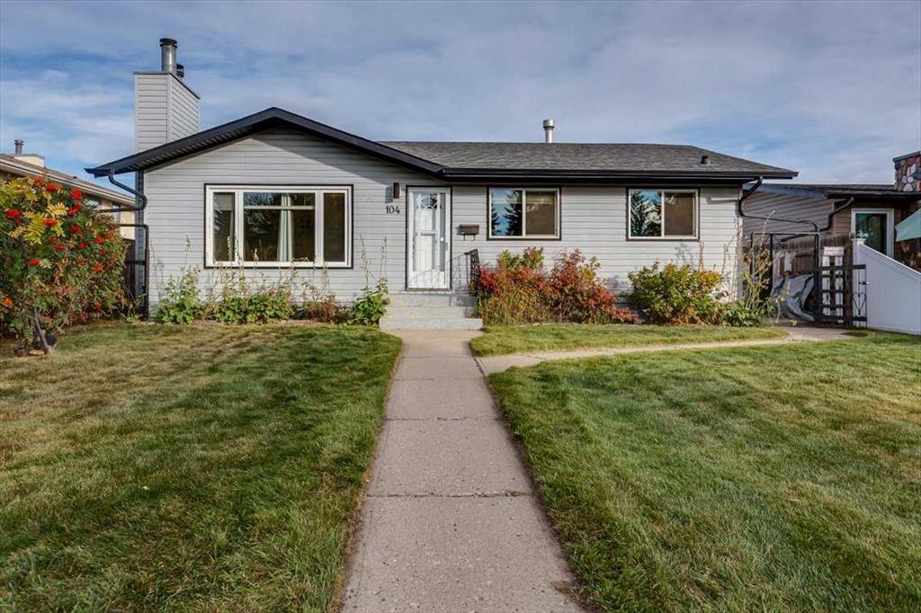 Second View of 104 Nash Street , Normandeau, Red Deer, Alberta, T4P 1P2