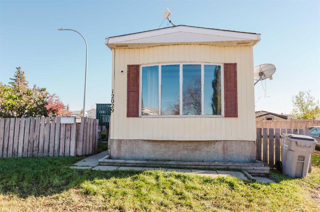 Third View of 12029 - 96A Street  , Crystal Ridge, Grande Prairie, Alberta, T8V 5H6