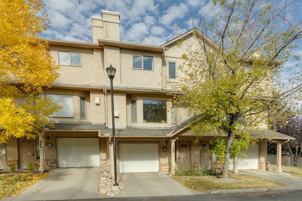 246 Christie Park Mews SW, A2264425, Alberta,