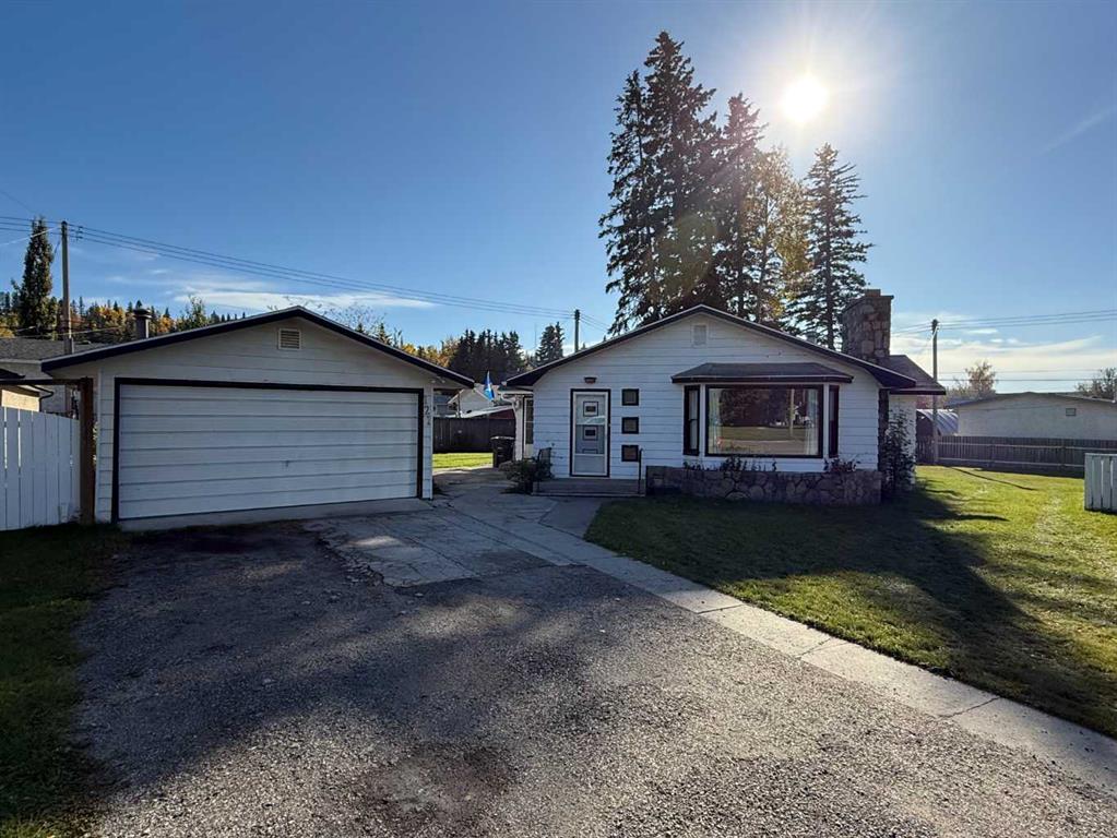 121 Poboktan Road , A2264437, Alberta,