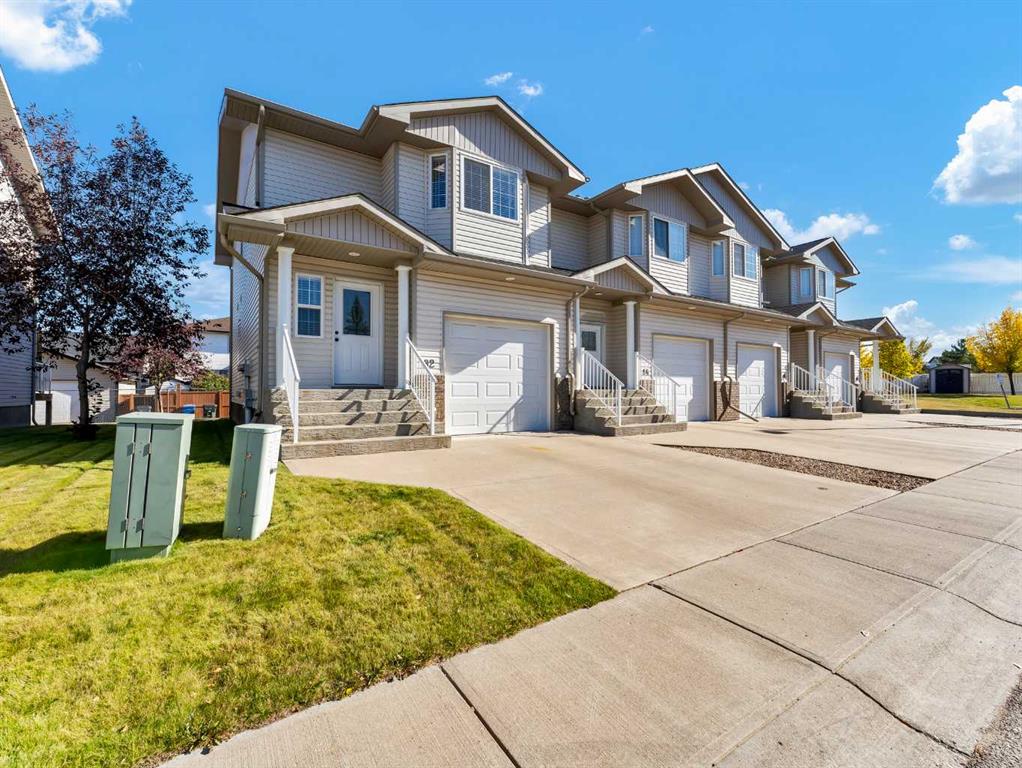 Fourth View of 82 Saamis Meadows Lane SW, SW Southridge, Medicine Hat, Alberta, T1B 0A5
