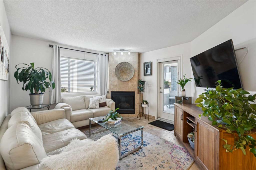 Third View of 204, 30 Sierra Morena Mews SW, Signal Hill, Calgary, Alberta, T3H 3K7