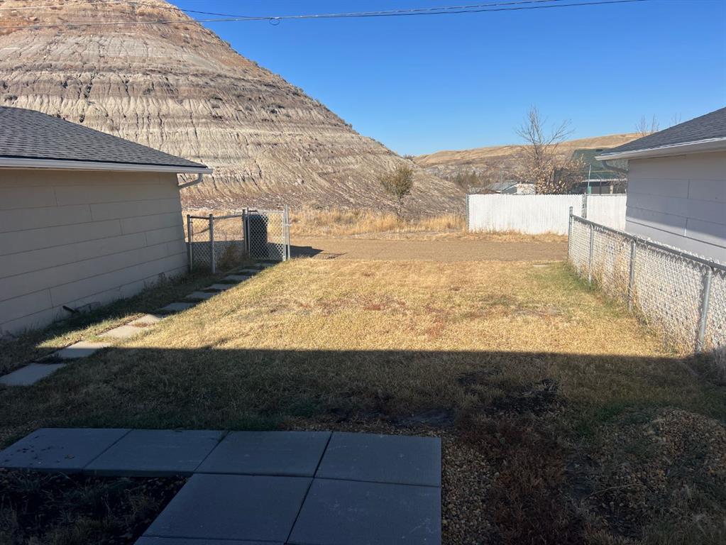 Third View of 48 Hunts Crescent , Huntington, Drumheller, Alberta, T0J 0Y6