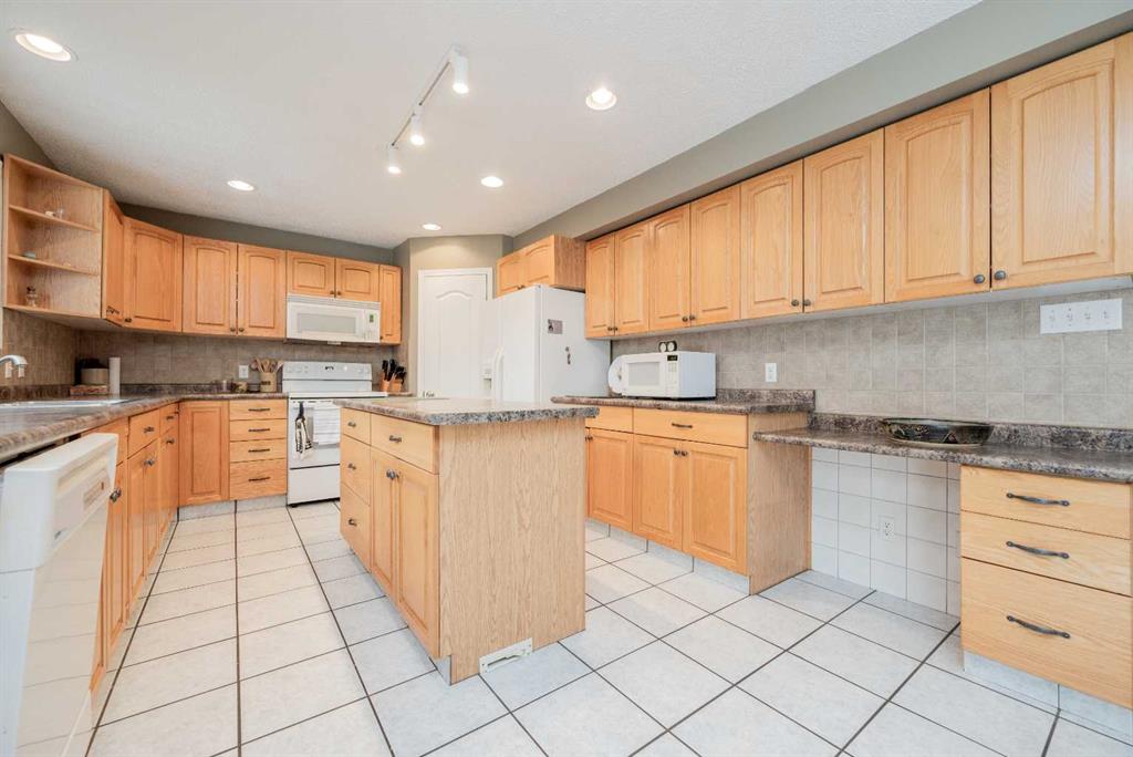 Fifth View of 10132 93 Avenue , Swanavon, Grande Prairie, Alberta, T8V 0K1