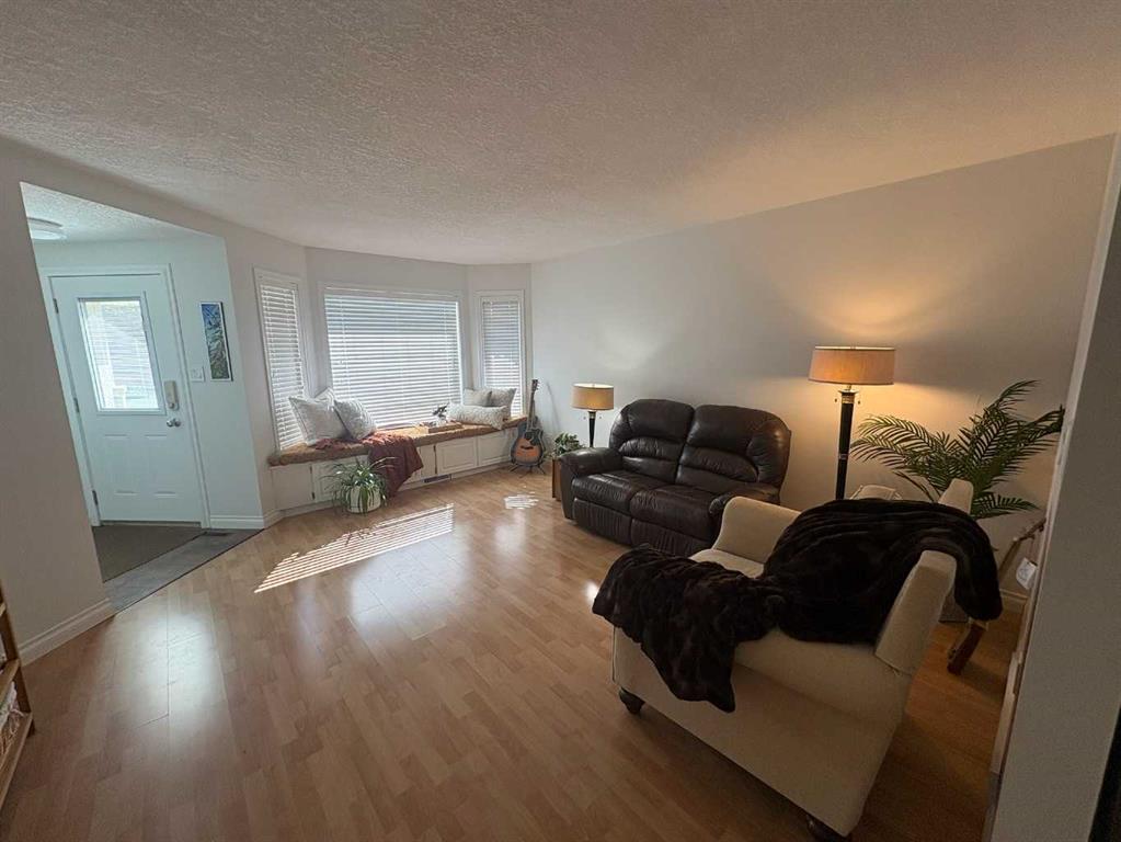 Fourth View of 167 Mt Rundle Road W, Mountain Heights, Lethbridge, Alberta, T1K 7G1