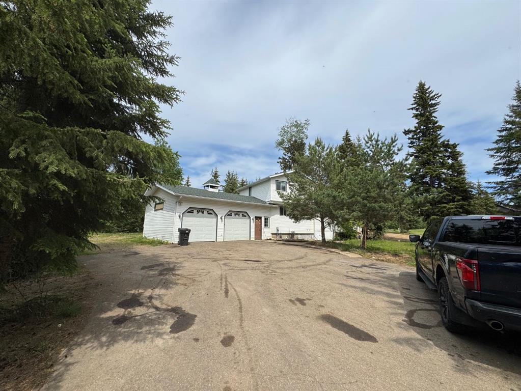 126 Community Lane , A2264600, Alberta,