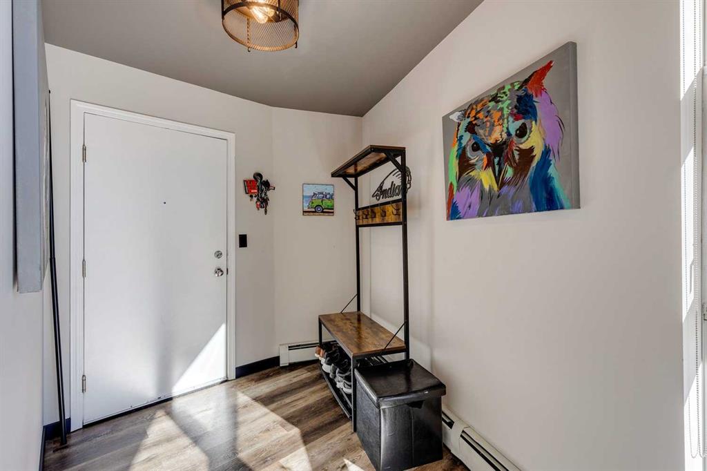 Fourth View of 2211, 1053 10 Street SW, Beltline, Calgary, Alberta, T2R1S6