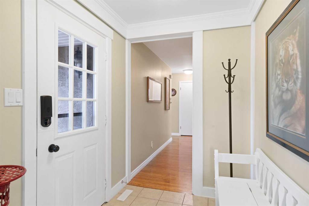 Fourth View of 9632 Oakcliffe Drive SW, Oakridge, Calgary, Alberta, T2V 0J7