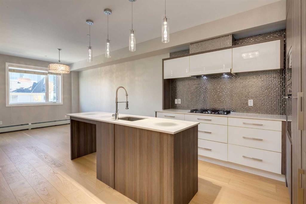 205, 119 19 Street NW, A2264728, Alberta,
