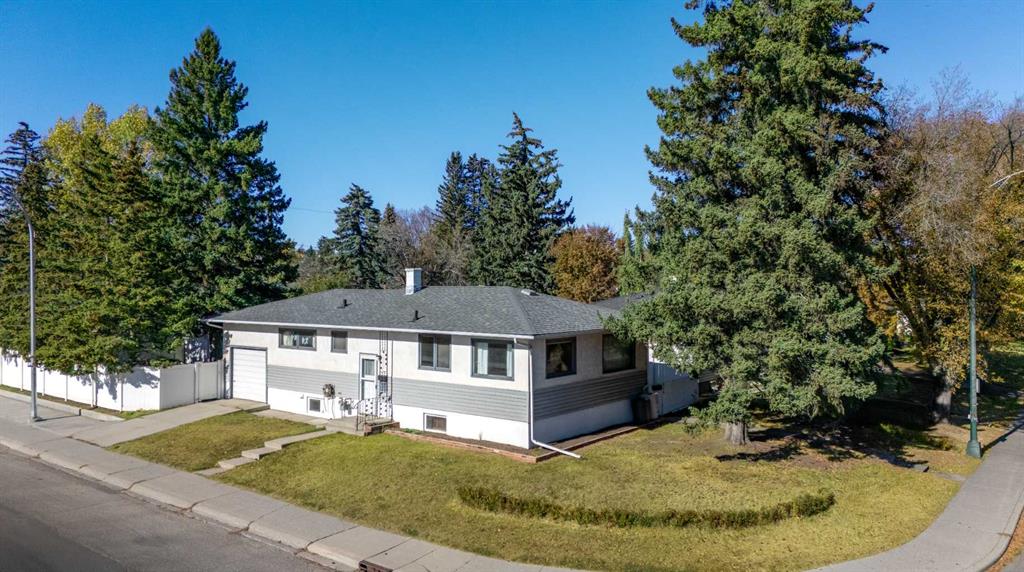 839 45 Street SW, A2264736, Alberta,