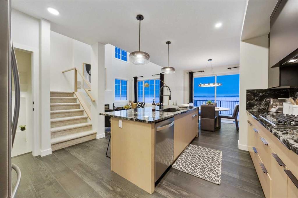 Fifth View of 32 Southborough Lane , Southbow Landing, Cochrane, Alberta, T4C3J4