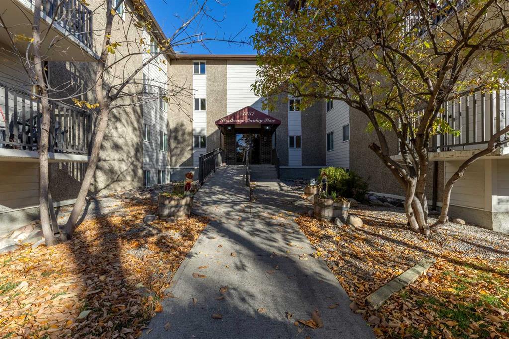 Fourth View of 121, 1237 4 Avenue S, London Road, Lethbridge, Alberta, T1J 0P9