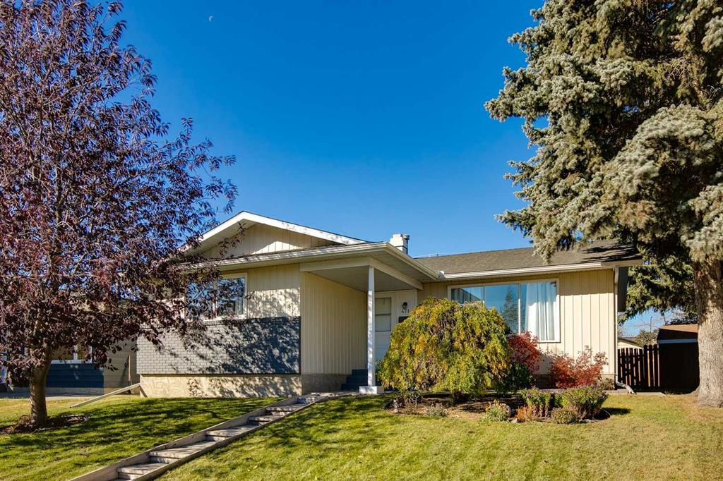 471 Queen Charlotte Road SE, A2264798, Alberta,