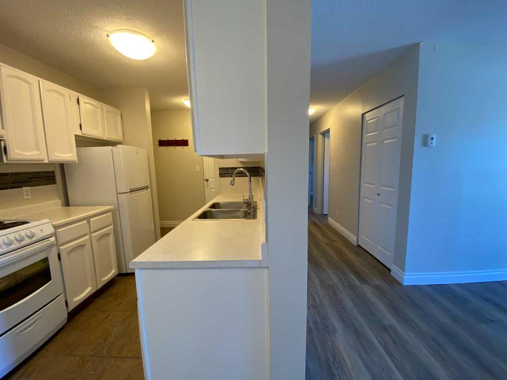 Fifth View of 411, 8601 22 Avenue , NONE, Coleman, Alberta, T0K 0M0