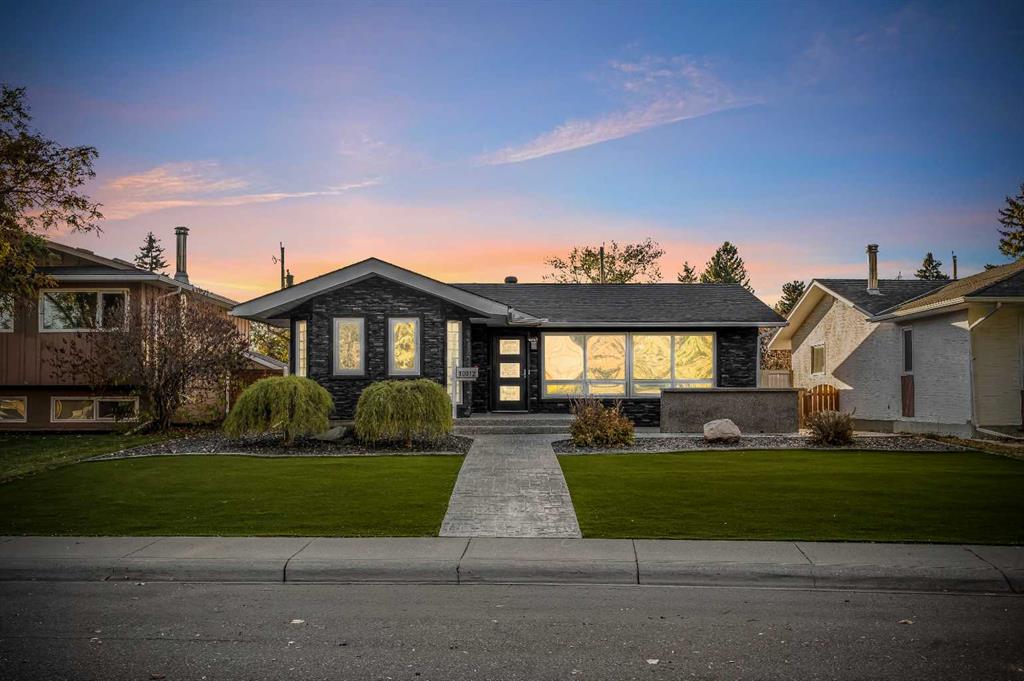 Third View of 10012 Willowview Road SE, Willow Park, Calgary, Alberta, T2J 1P4
