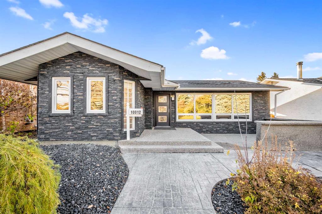 Fifth View of 10012 Willowview Road SE, Willow Park, Calgary, Alberta, T2J 1P4