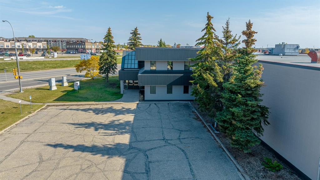Third View of 9717 97 Avenue , Central Business District, Grande Prairie, Alberta, T8V 6L9