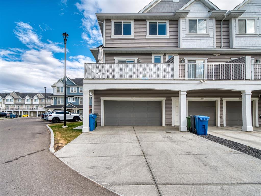 Third View of 304 Copperstone Manor SE, Copperfield, Calgary, Alberta, T2Z 5G3