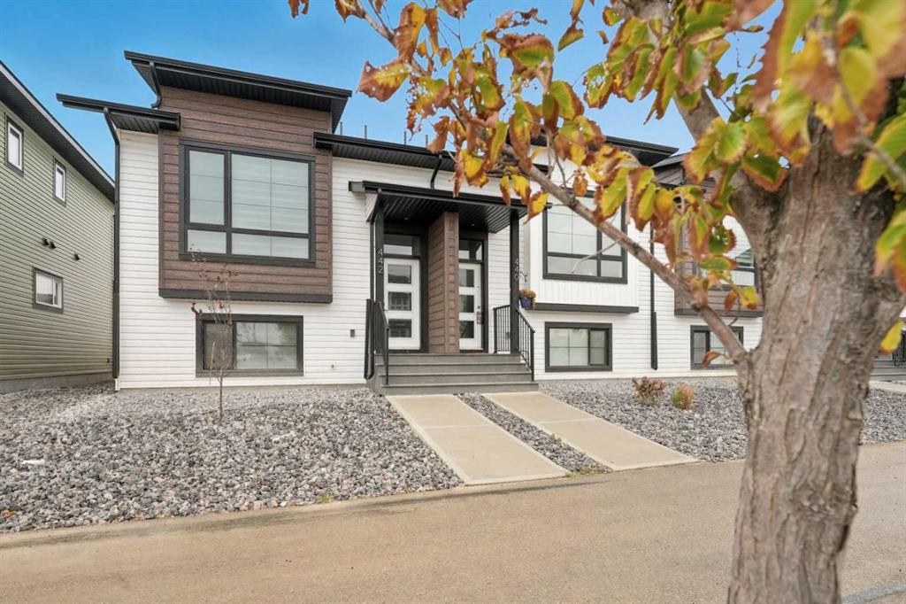 355 Spruce Street , A2264899, Alberta,