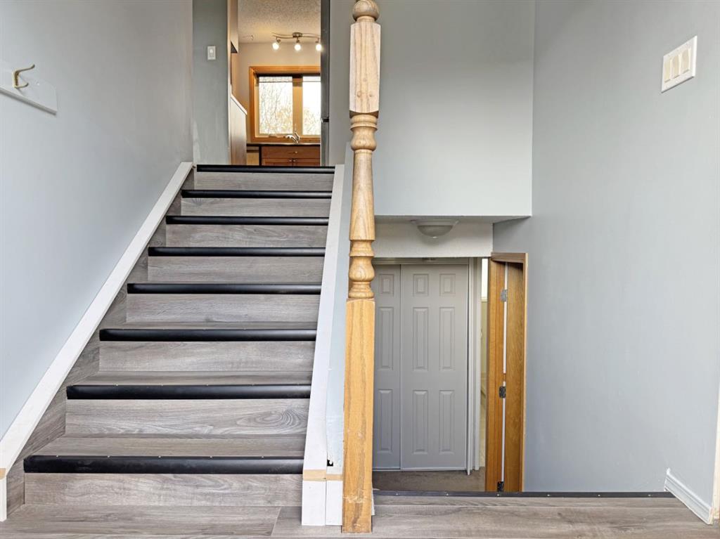 Fourth View of 10729 104 Avenue , NONE, Grande Cache, Alberta, T0E0Y0