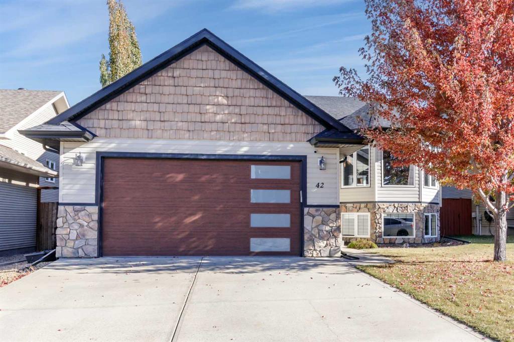 42 Lindman Close , A2264940, Alberta,