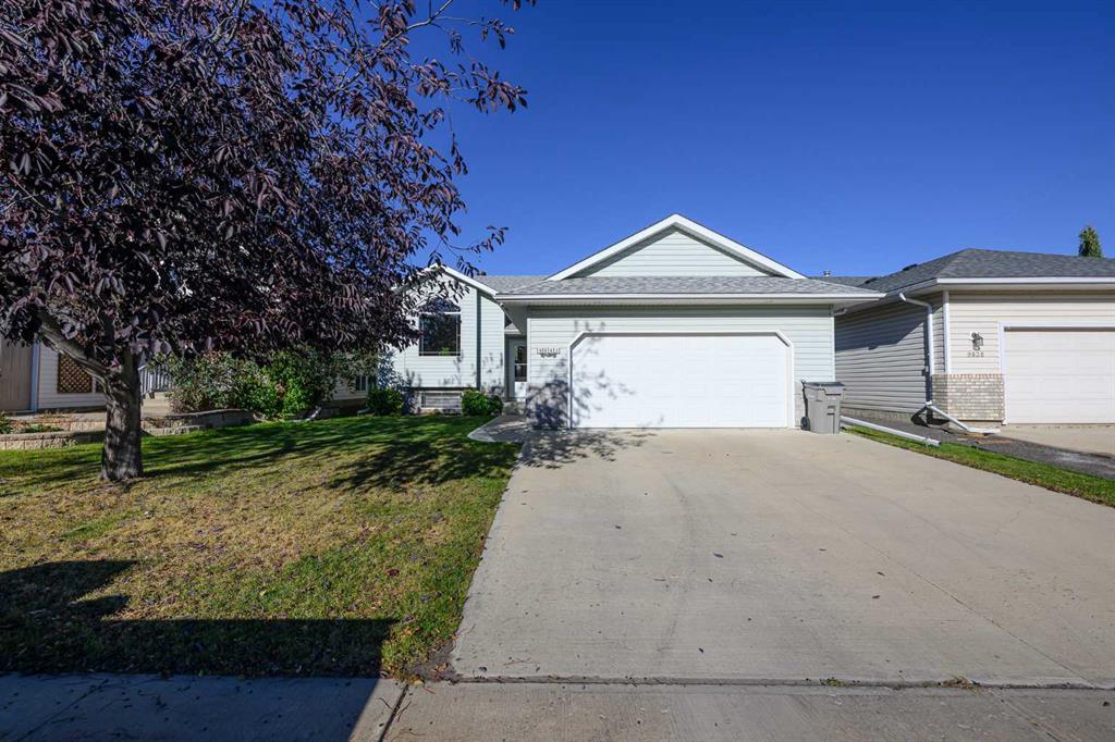 Third View of 9842 67 Avenue , Country Club West, Grande Prairie, Alberta, T8W2T3