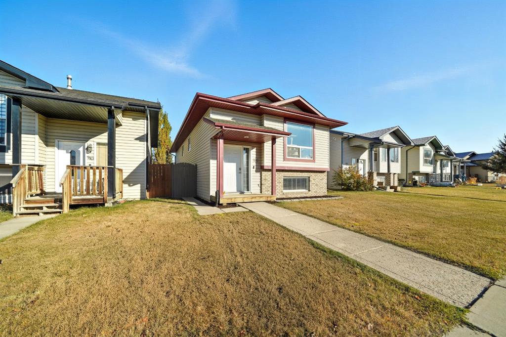 Third View of 106 Drummond Close , Davenport, Red Deer, Alberta, T4R 3E2