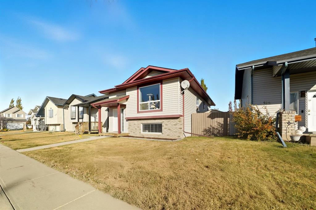 Fourth View of 106 Drummond Close , Davenport, Red Deer, Alberta, T4R 3E2
