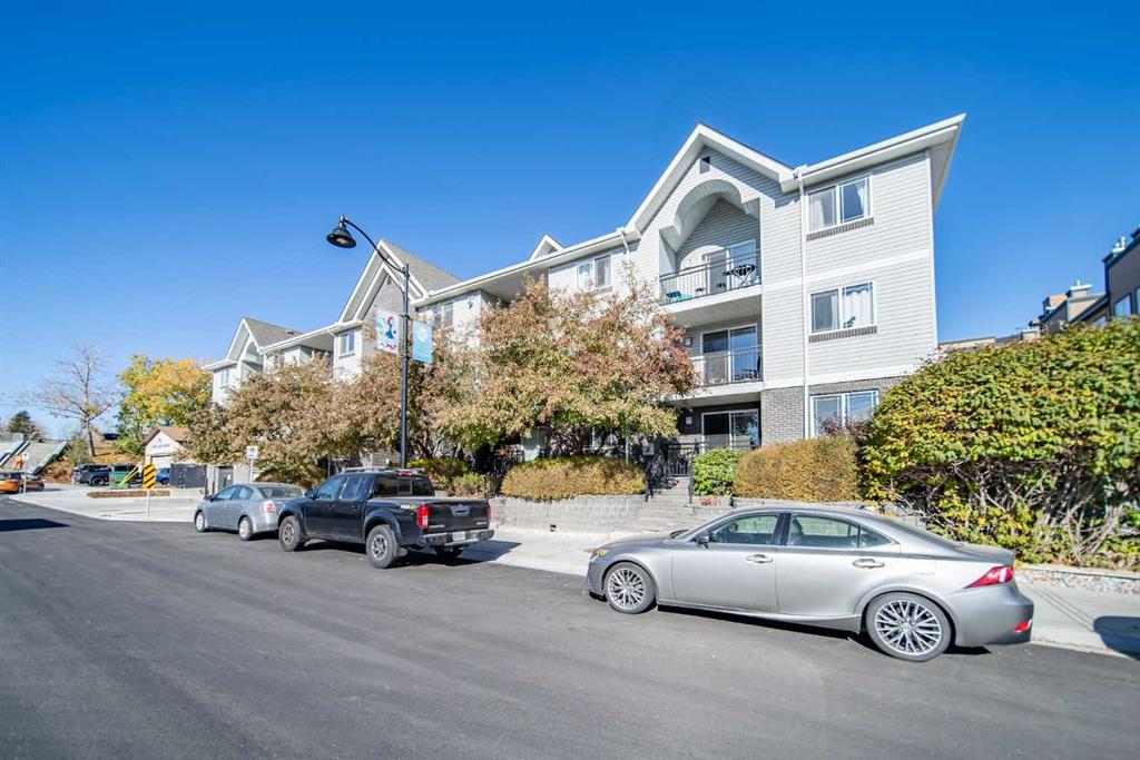Third View of 304, 2440 34 Avenue SW, South Calgary, Calgary, Alberta, T2T2C8