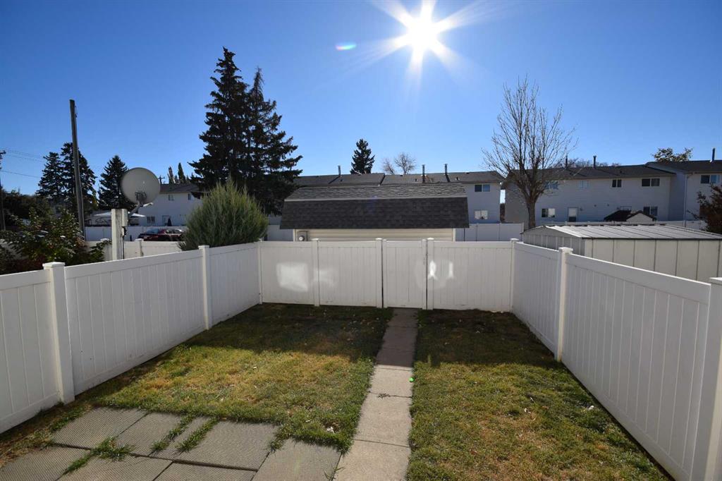 Third View of 111, 5823 57 Street , Riverside Meadows, Red Deer, Alberta, T4N 2L5