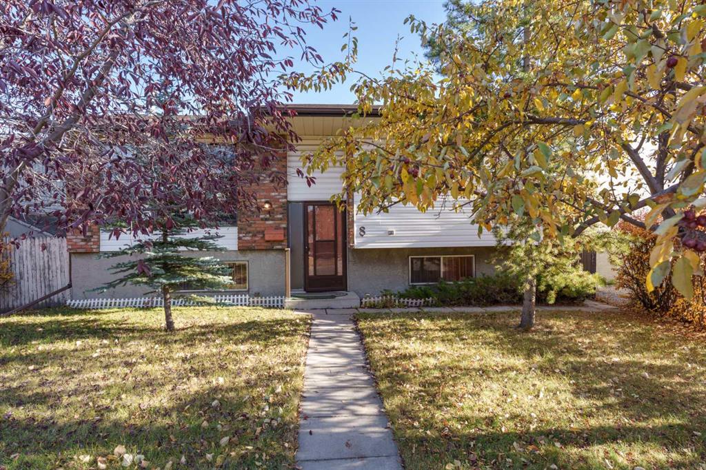 8 Ranchlands Crescent NW, A2265157, Alberta,