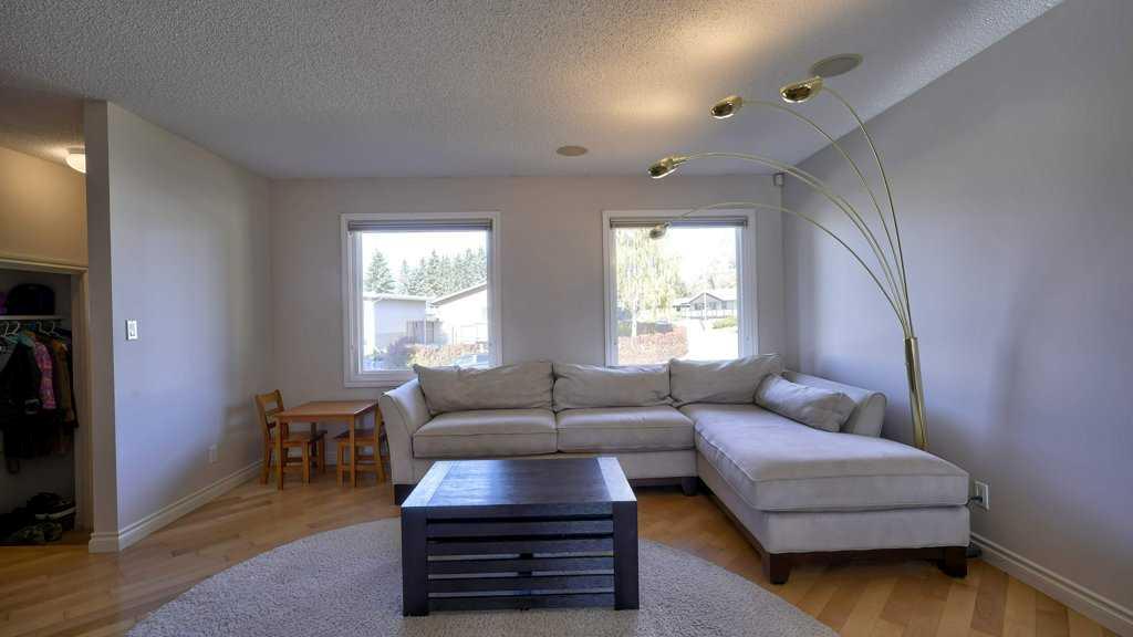 Third View of 5650 Brenner Crescent NW, Brentwood, Calgary, Alberta, T2L 1Z4