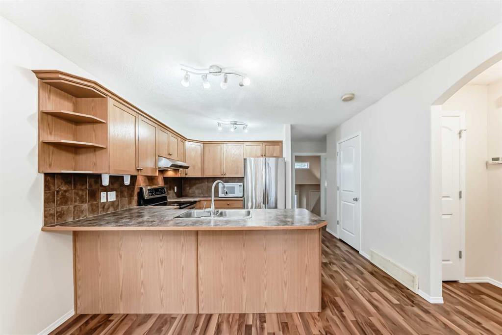 Fourth View of 576 Stonegate Way NW, Stonegate, Airdrie, Alberta, T4B 3C9