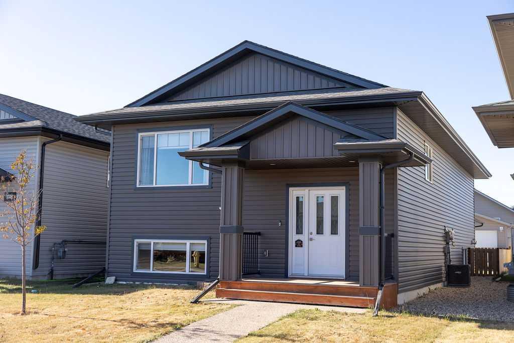 MLS® listing #106453528 for sale located at 4420 74 Street 