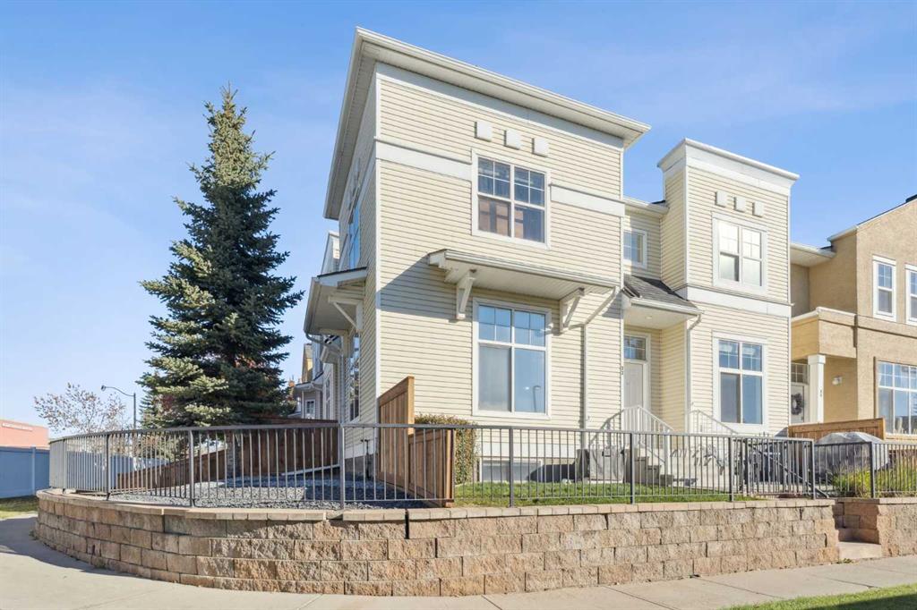 77 Mckenzie Towne Gate SE, A2265247, Alberta,