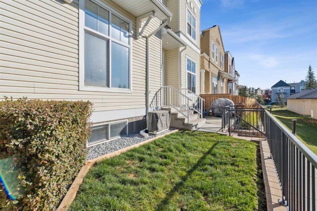 Fourth View of 77 Mckenzie Towne Gate SE, McKenzie Towne, Calgary, Alberta, T2Z 4G1