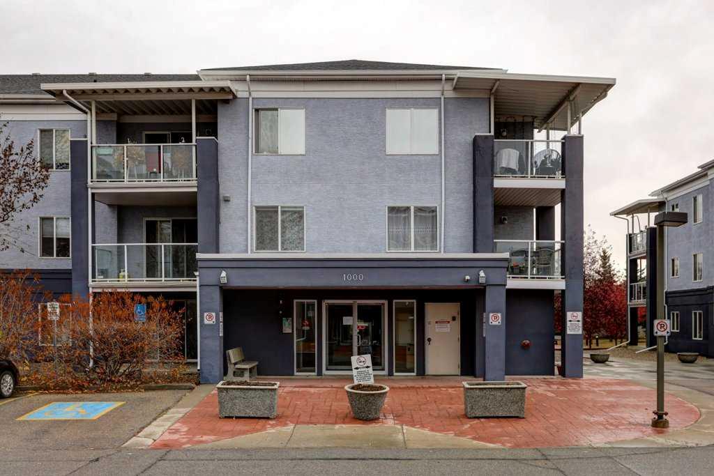 Third View of 1209, 2280 68 Street NE, Monterey Park, Calgary, Alberta, T1Y 7M1