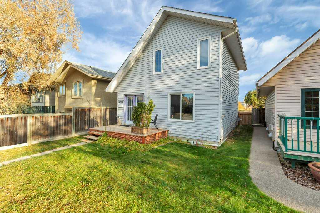 Third View of 3327 50 Avenue , Cottage Area, Sylvan Lake, Alberta, T4S 1A9
