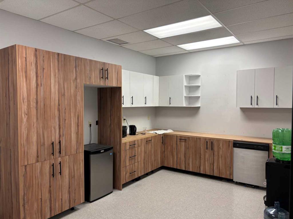 Fifth View of 3, 6115 4 Street SE, Manchester Industrial, Calgary, Alberta, T2H2H9